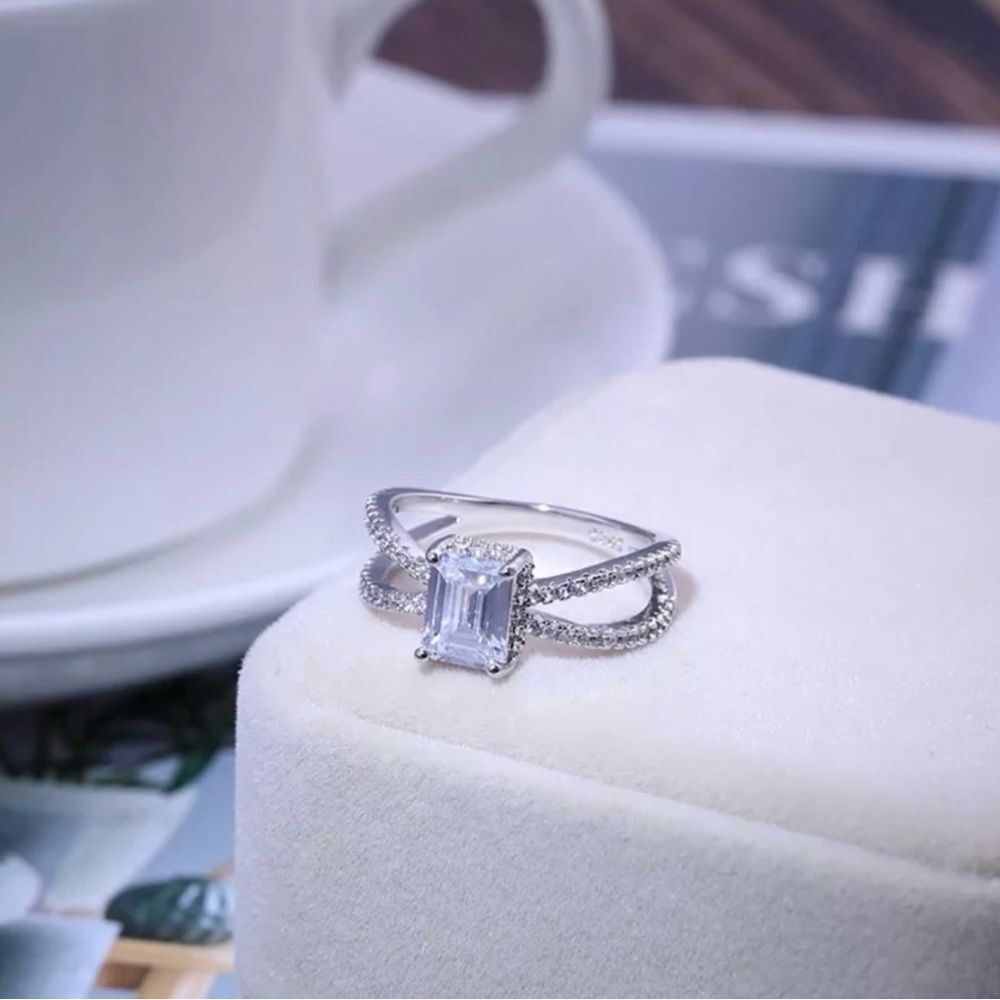 925 Sterling Silver Princess Cut Cubic Zirconia Ring